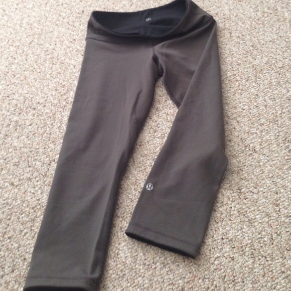 Lululemon Wunder Under Reversible Crops