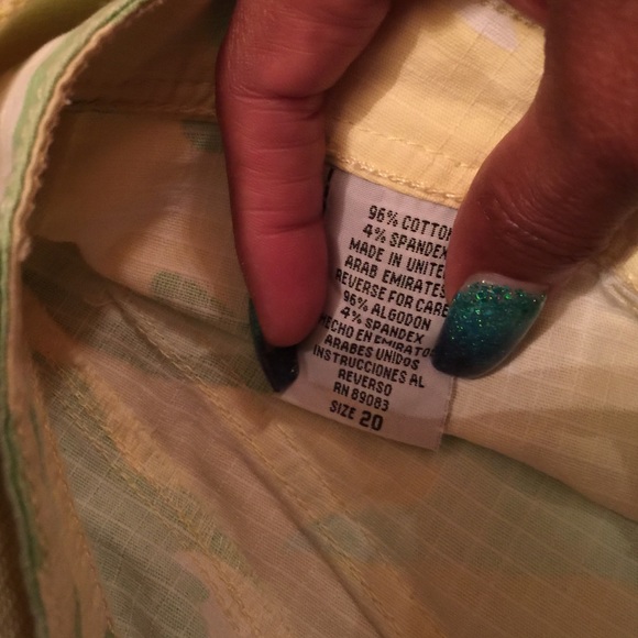 Camouflage Capri (1) - Picture 2 of 4