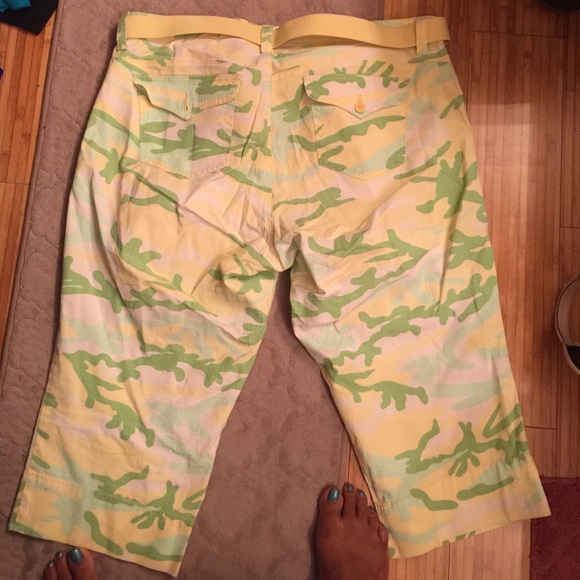 Camouflage Capri (1) - Picture 4 of 4