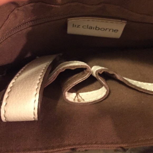 Liz Claiborne Genuine Leather Shoulder Bag - Picture 2 of 4