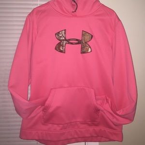 Pink RealTree Under Armour coldgear sweatshirt