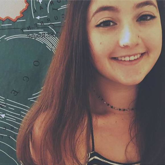 Meet your Posher, Ruby - Picture 1 of 1