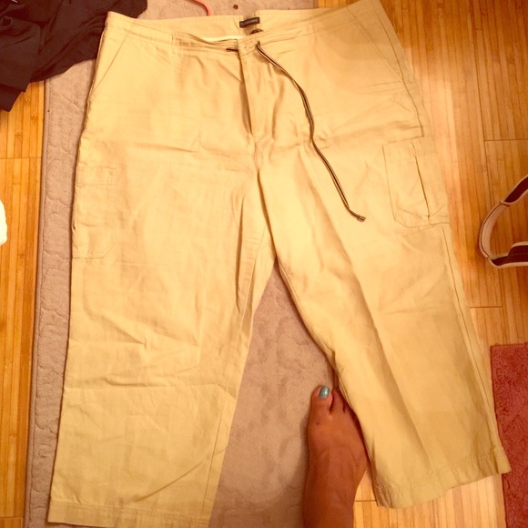 Tan dockers (1)