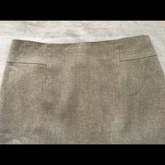 Ann Taylor tan pencil skirt - Picture 5 of 5