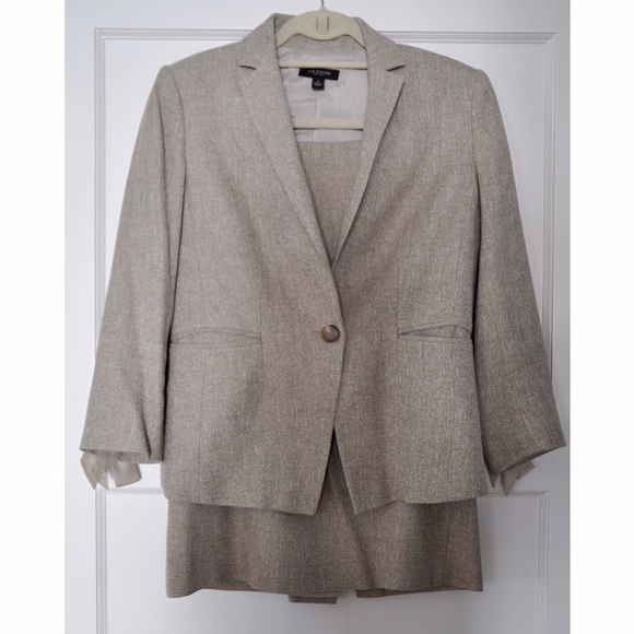 Ann Taylor tan pencil skirt - Picture 3 of 5