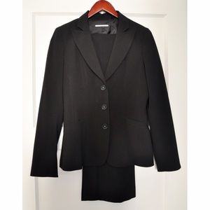 Black Tahari suit jacket