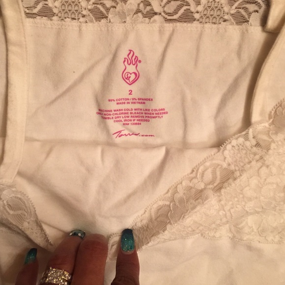 White lace tube top (1) - Picture 2 of 2