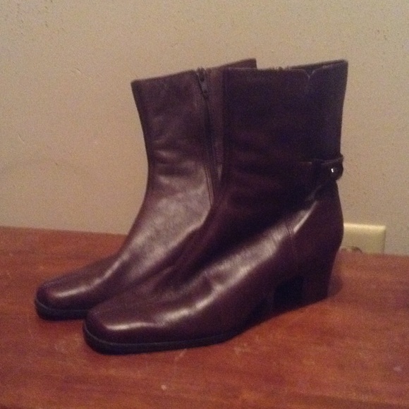 Anne Klein Boots