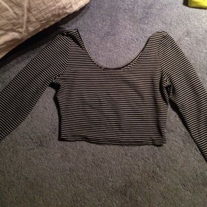 Black & White Stripped Long Sleeve Crop Top