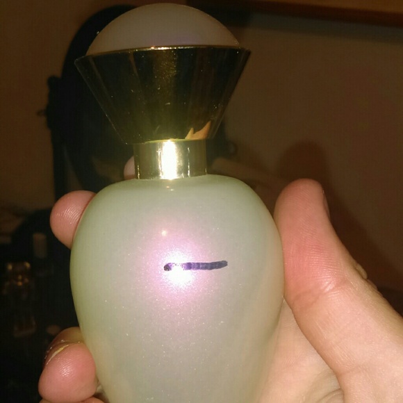 Avon perfume - Picture 1 of 1