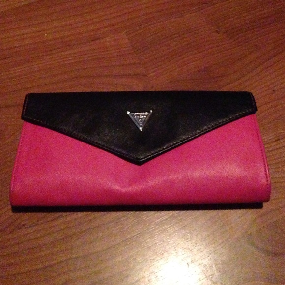 GUESS handbag pink black SILVER guess LOGO - Picture 2 of 4