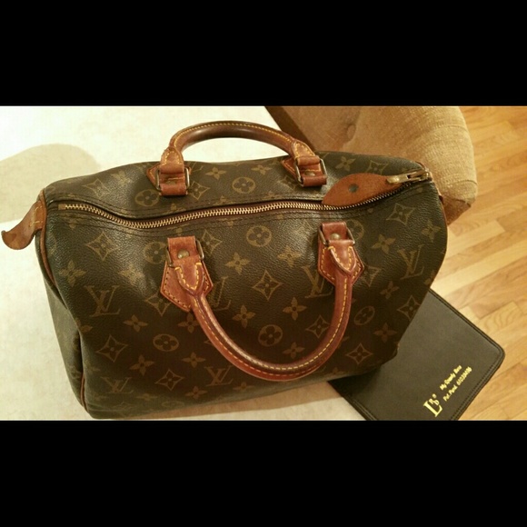 Additional pictures of Louis Vuitton Speedy 30