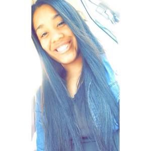 Meet your Posher, Riley