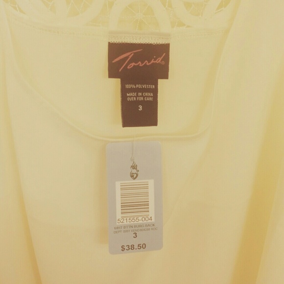 Creme Colored Plus Sized Lace Tank (22/24) - Picture 2 of 3