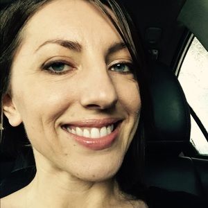 Meet your Posher, Alvina