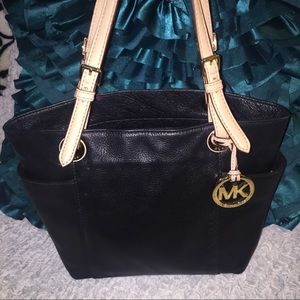 Michael Kors jet set travel tote