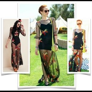 For @montanaleigh :) Orchid top& birds of paradise