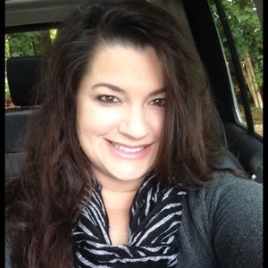 Meet your Posher, Chanda charis