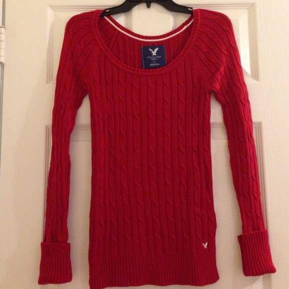 American Eagle Sweater