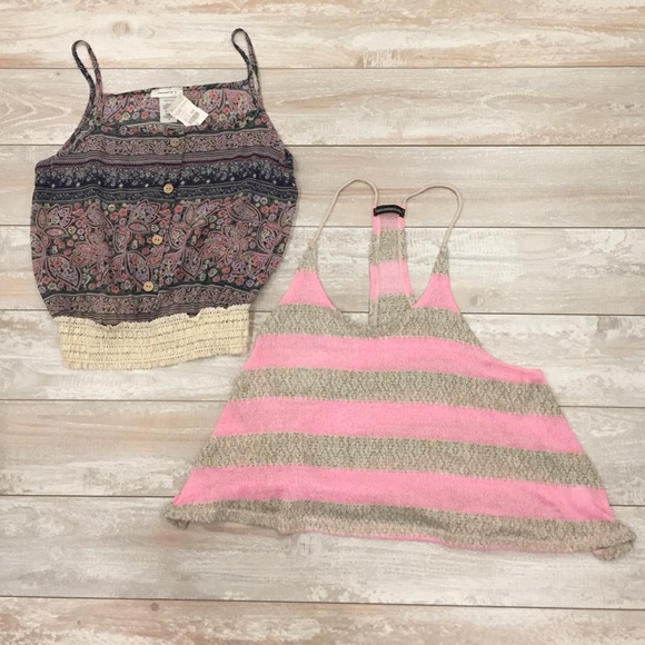 TANK TOPS BUNDLE!!
