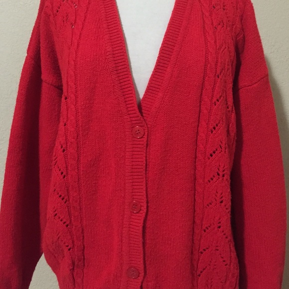 Red vintage style button up sweater - Picture 2 of 4