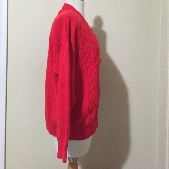 Red vintage style button up sweater - Picture 3 of 4