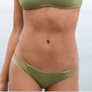 Frankies Kaia bottoms