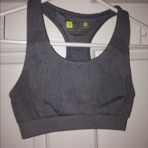 XERSION sports bra