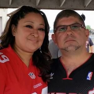 Meet your Posher, Deedee