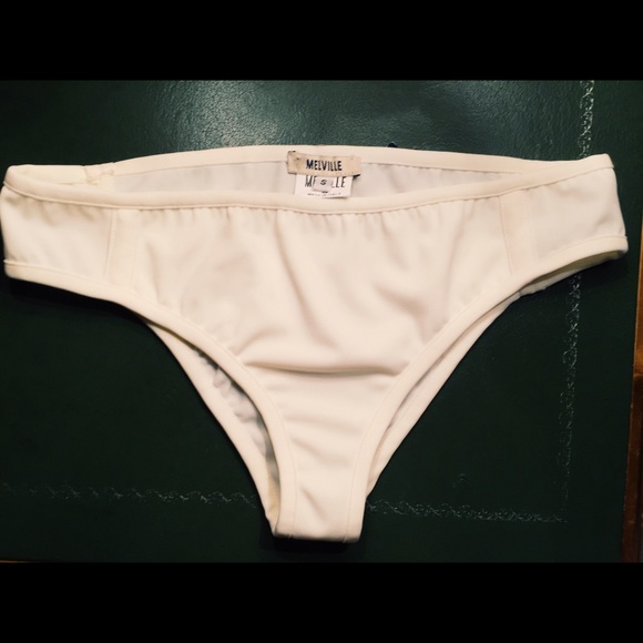 ❌SOLD❌ Bnwt Brandy Melville bathing suit - Picture 2 of 4