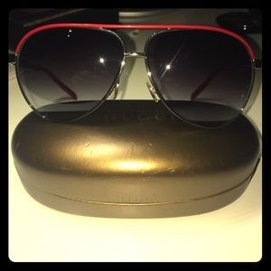 Gucci Gradient Aviators w Red