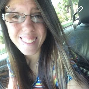 Meet your Posher, Nikki