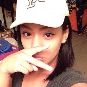 Meet your Posher, Brenda