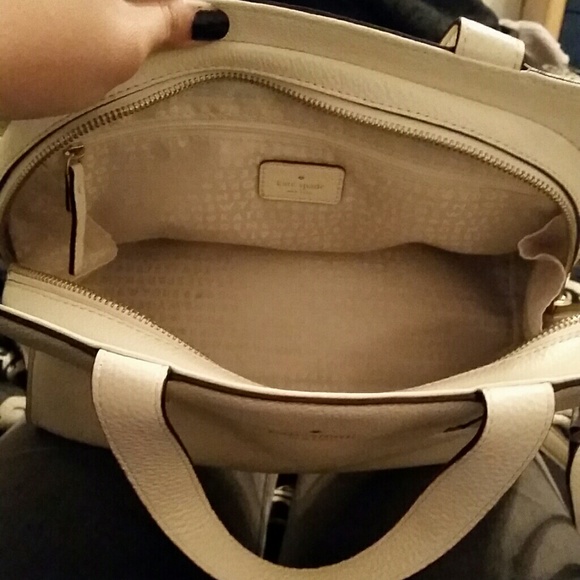 Large white kate spade - Picture 2 of 4