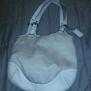 Coach beige/white shoulder tote