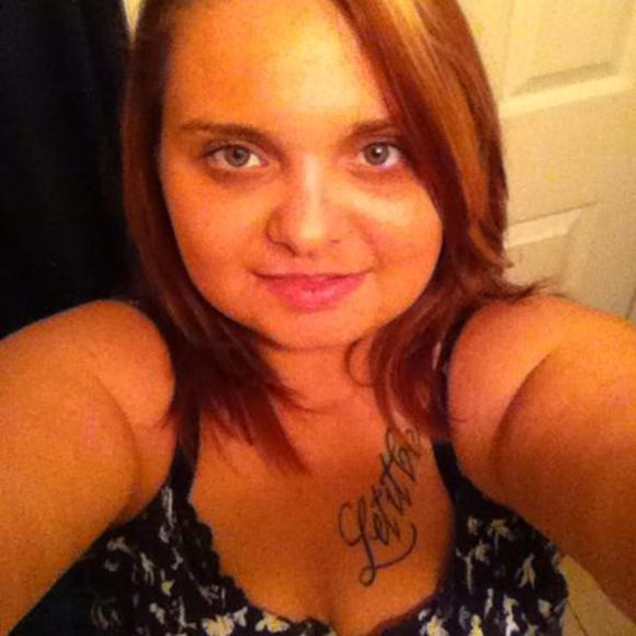 Meet your Posher, Heather - Picture 1 of 1