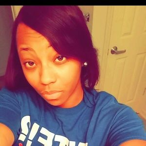 Meet your Posher, Charlotte