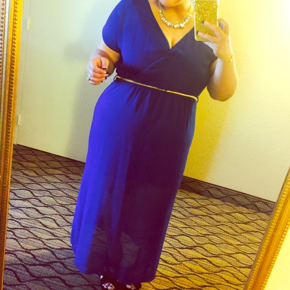 ❌SOLD ❌ Plus Size Dress - With Belt & NECKLACE😍❤️