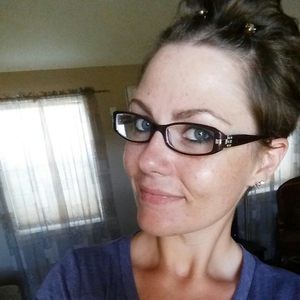 Meet your Posher, Yvonne