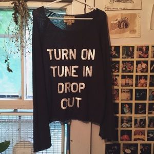 *on hold*✨wildfox sweater✨