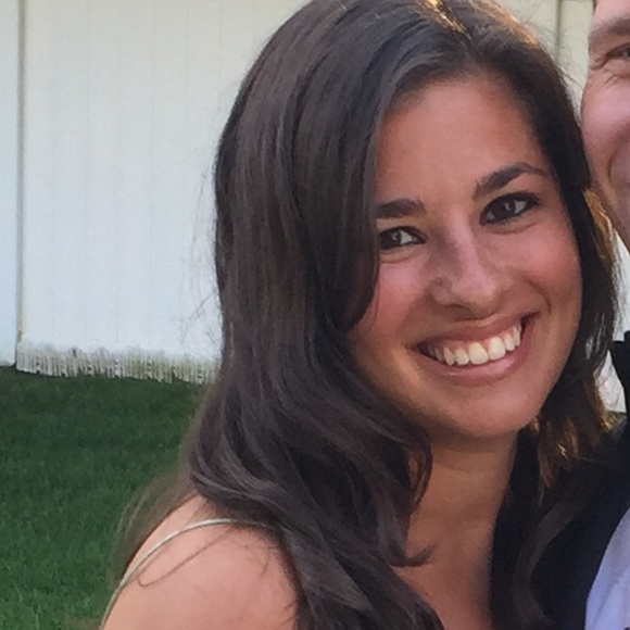 Meet your Posher, Alix - Picture 1 of 1