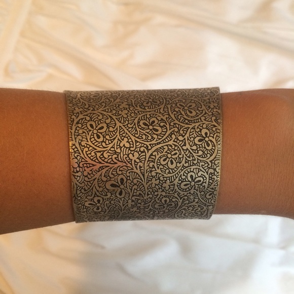 Metal Wrist/Arm Cuff