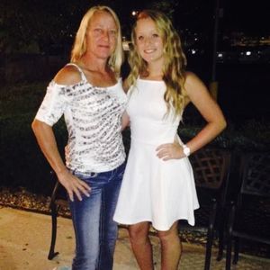 Meet your Posher, Dawn