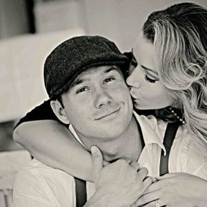 Meet your Posher, Adam