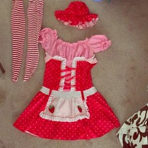 A strawberry shortcake Halloween costume!