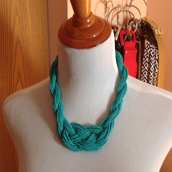 Beaded Turquoise Necklace. - Picture 1 of 1