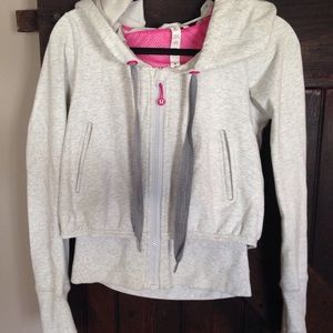 LuLulemon Hoodie Size 4