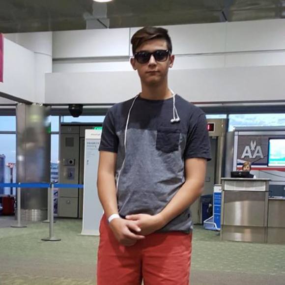 Meet your Posher, Tyler - Picture 1 of 1