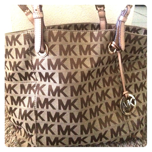 Michael Kors tote bag !