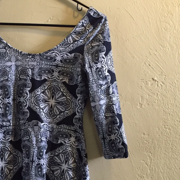 Bandanna print skater dress. Sits off shoulders